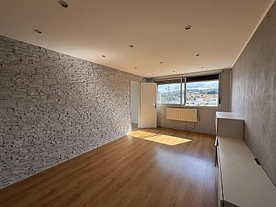 APPARTEMENT T4 A VENDRE - ST ETIENNE - 62.49 m2 - 72 000 €