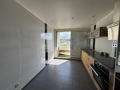 APPARTEMENT T4 A VENDRE - ST ETIENNE - 62.49 m2 - 72 000 €