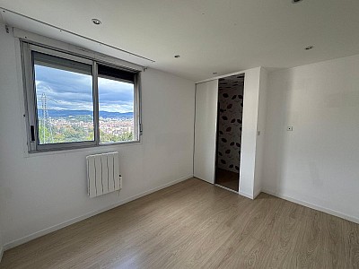 APPARTEMENT T4 A VENDRE - ST ETIENNE - 62.49 m2 - 72 000 €