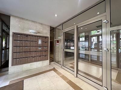 APPARTEMENT T4 A VENDRE - ST ETIENNE - 82 m2 - 109 000 €
