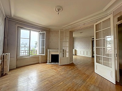 APPARTEMENT T4 A VENDRE - ST ETIENNE Centre Ville - 78.8 m2 - 69 000 €