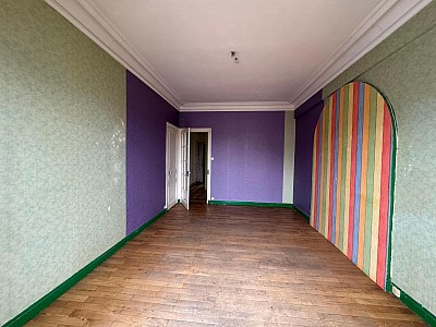APPARTEMENT T4 A VENDRE - ST ETIENNE Centre Ville - 80.54 m2 - 75 000 €