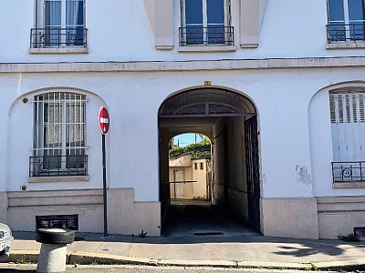 APPARTEMENT T4 A VENDRE - ST ETIENNE Centre Ville - 74.66 m2 - 75 000 €