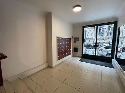 APPARTEMENT T4 A VENDRE - ST ETIENNE Centre Ville - 82.09 m2 - 79 000 €