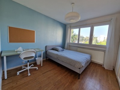APPARTEMENT T4 A VENDRE - ST ETIENNE - 67.82 m2 - 85 000 &euro;