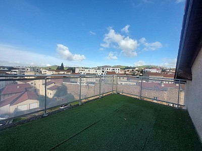 APPARTEMENT T5 A LOUER - LA TALAUDIERE - 96.9 m2 - 945 € charges comprises par mois