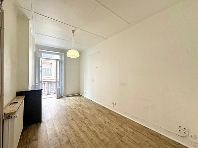 APPARTEMENT T5 A LOUER - ST ETIENNE - 125 m2 - 1 090 € charges comprises par mois