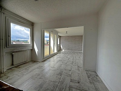 APPARTEMENT T5 A VENDRE - MONTBRISON Centre Ville - 96.46 m2 - 158 500 €