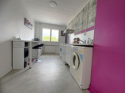 APPARTEMENT T5 A VENDRE - MONTBRISON Centre Ville - 96.46 m2 - 158 500 €