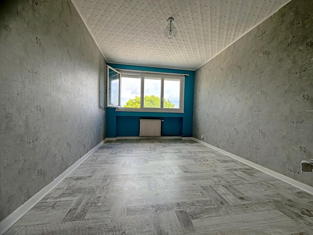 APPARTEMENT T5 A VENDRE - MONTBRISON Centre Ville - 96.46 m2 - 158 500 &euro;