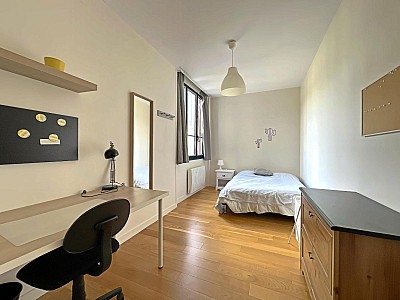 APPARTEMENT T5 A VENDRE - ST ETIENNE - 117 m2 - 129 000 €