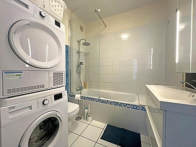 APPARTEMENT T5 A VENDRE - ST ETIENNE - 117 m2 - 129 000 €