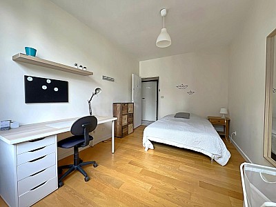 APPARTEMENT T5 A VENDRE - ST ETIENNE - 117 m2 - 129 000 €