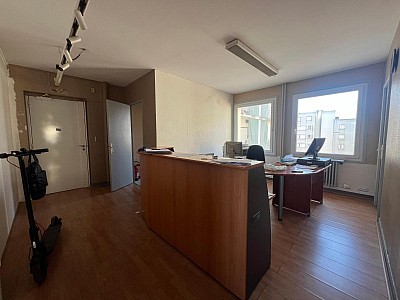 APPARTEMENT T5 A VENDRE - ST ETIENNE - 115 m2 - 139 000 €