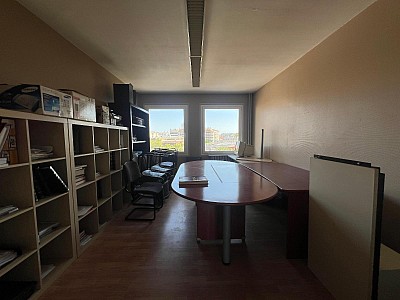 APPARTEMENT T5 A VENDRE - ST ETIENNE - 115 m2 - 139 000 €