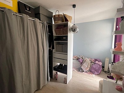 APPARTEMENT T5 A VENDRE - ST ETIENNE - 68 m2 - 65 000 €