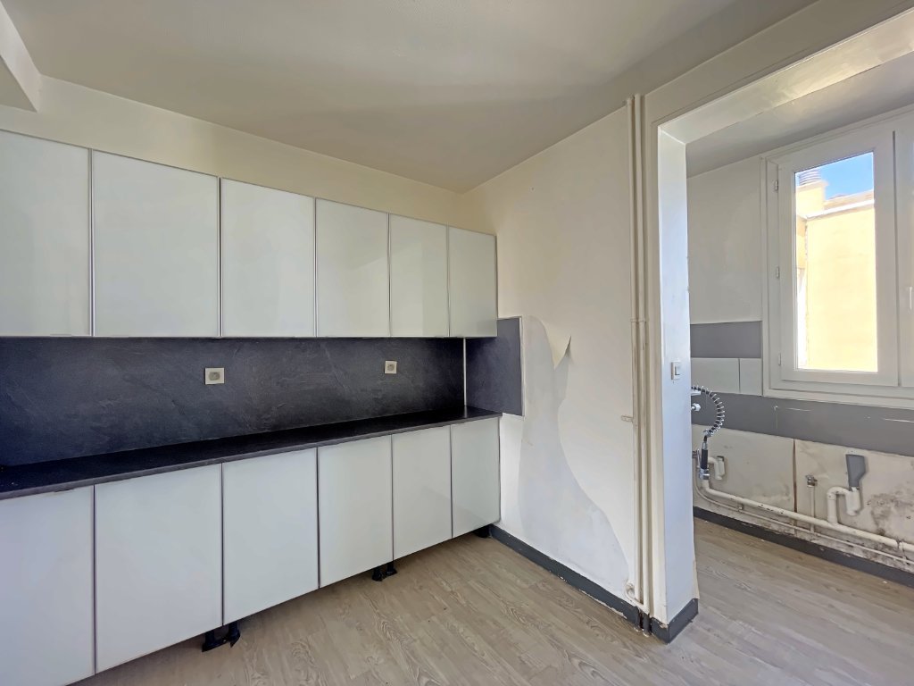 Appartement F5 A VENDRE - ST ETIENNE - 68 m2 - 65 000 &euro;