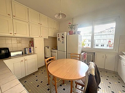 APPARTEMENT T5 A VENDRE - ST ETIENNE - 117 m2 - 135 000 €