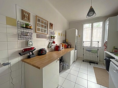 APPARTEMENT T5 A VENDRE - ST ETIENNE Centre Ville - 95.31 m2 - 92 000 €