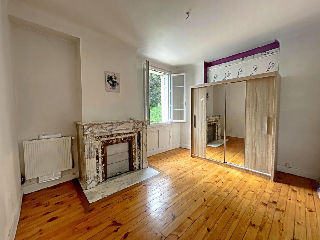APPARTEMENT T5 A VENDRE - ST ETIENNE Centre Ville - 95.31 m2 - 84 900 &euro;