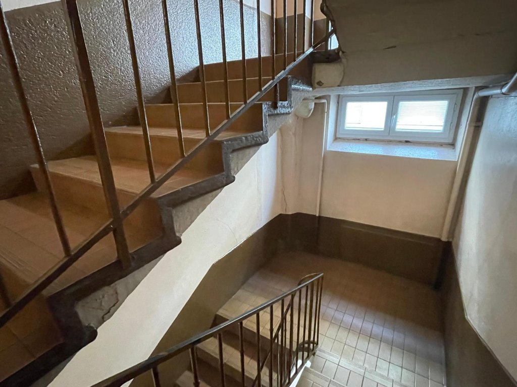 APPARTEMENT T5 A VENDRE - ST ETIENNE Centre Ville - 95.31 m2 - 84 900 &euro;