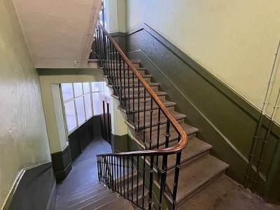 APPARTEMENT T5 A VENDRE - ST ETIENNE - 108 m2 - 95 000 €
