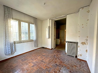APPARTEMENT T5 A VENDRE - ST ETIENNE - 108 m2 - 95 000 €