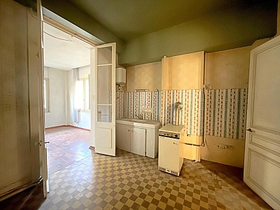 APPARTEMENT T5 A VENDRE - ST ETIENNE - 108 m2 - 95 000 €