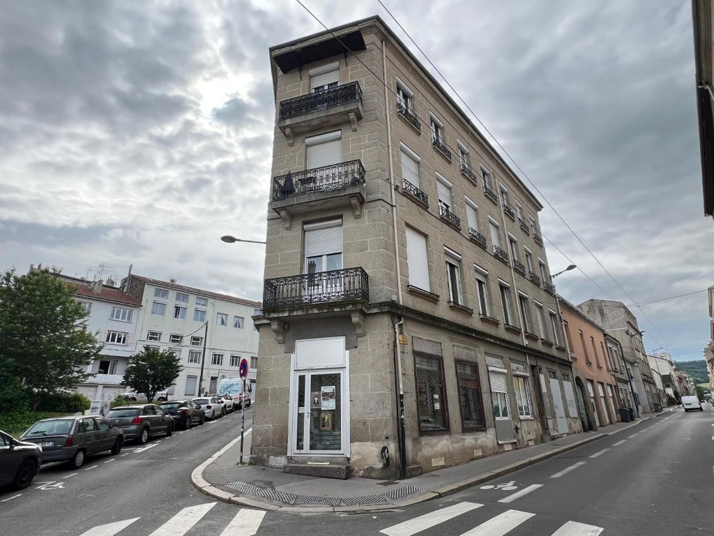 APPARTEMENT T5 A VENDRE - ST ETIENNE - 100 m2 - 79 000 &euro;