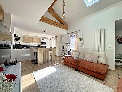 APPARTEMENT T5 A VENDRE - ST ETIENNE - 95 m2 - 179 000 €