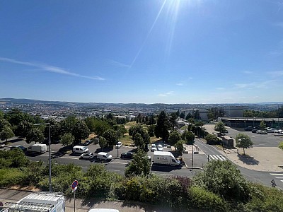APPARTEMENT T5 A VENDRE - ST ETIENNE - 98 m2 - 82 000 €