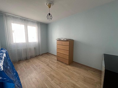 APPARTEMENT T5 A VENDRE - ST ETIENNE - 98 m2 - 82 000 €