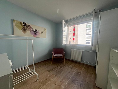 APPARTEMENT T5 A VENDRE - ST ETIENNE - 98 m2 - 82 000 €