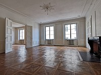 APPARTEMENT T6 A LOUER - ST ETIENNE - 238.33 m2 - 1 140 € charges comprises par mois