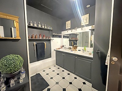 APPARTEMENT T6 A VENDRE - ST ETIENNE Centre Ville - 186.29 m2 - 250 000 €