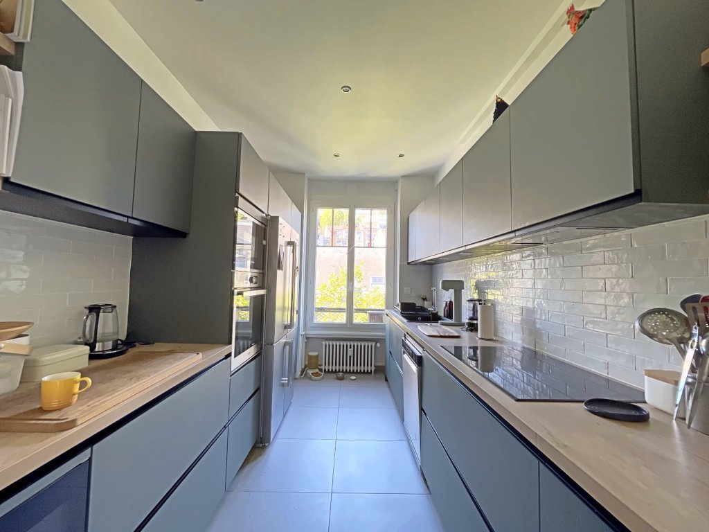 Appartement F6 avec balcon et terrasse - Secteur Albert Thomas, Bourse du travai