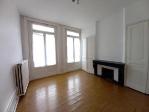Appartement en Location à Saint-etienne / 2 pièces 37m2