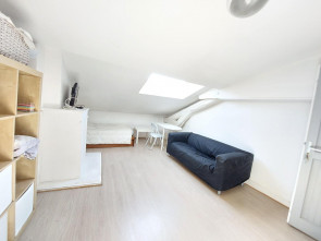 Appartement en Location à Saint-etienne / 18m2