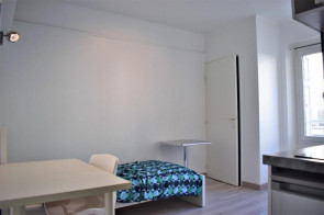 Appartement rénové en Location à Saint-etienne / 1 pièce 14m2