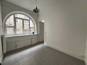 Appartement en Vente à Saint-etienne / 1 pièce 18m2