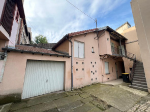 Immeuble vide en Vente à Saint-etienne / 3 pièces 190m2