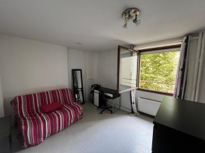 Appartement en Vente à St-etienne / 2 pièces 24m2