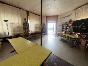 Boutique en Vente à Saint-etienne / 1 pièce 73m2