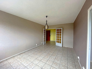 Appartement en Vente à Saint-etienne / 4 pièces 74m2