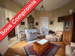 Appartement en Vente à Saint-etienne / 6 pièces 140m2